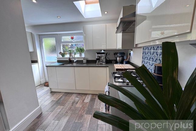63, Bronllwyn Road, Rhondda Cynon Taff photo 5