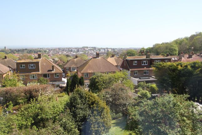 37, Cherry Garden Road, Eastbourne photo 3