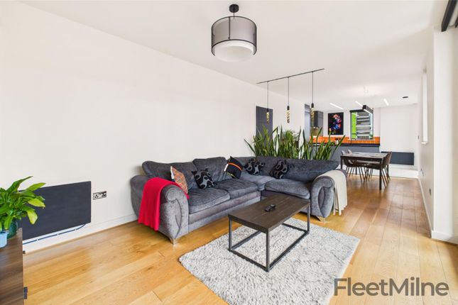 1-bed flat on 44, The Orb, 1 Tenby Street, Birmingham, £195,000