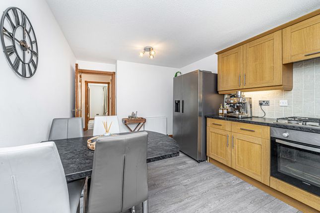 42, Binney Wells, Kirkcaldy photo 5
