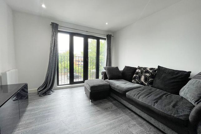 Flat 8, Bridgewater Apartments, Camberley photo 3