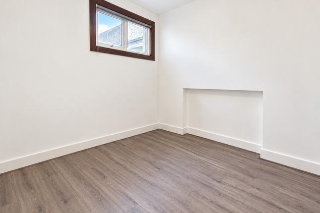 243, Wightman Road, London photo 2