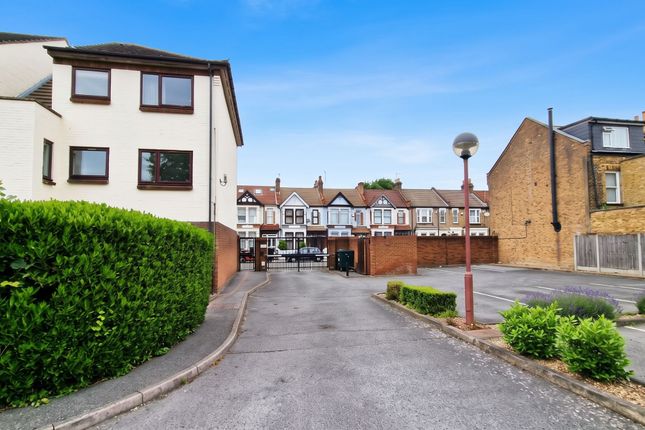 Flat 26 Silks Court,  612 High Road, London photo 4