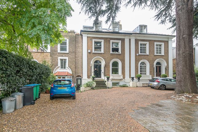 Thumbnail Flat for sale in Castelnau, London