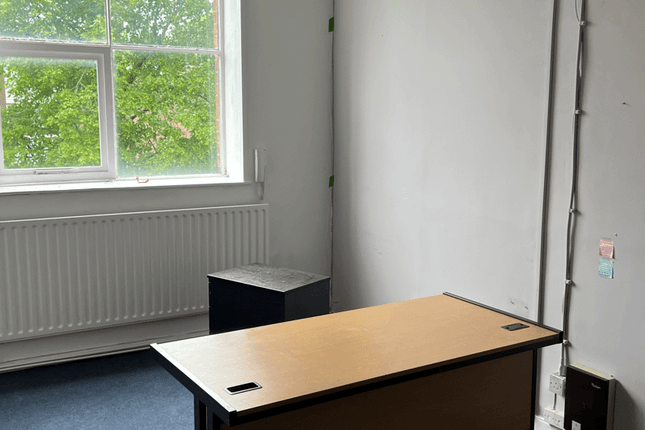 Office to let in Gaskell Street, Bolton
