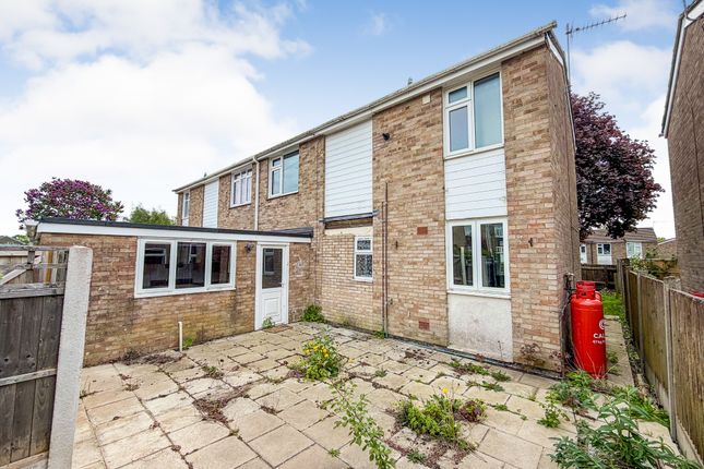 3-bed semi-detached on 46 Woodland Way, 46 Woodland Way, Devizes, £90,000