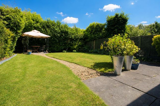 44, Marguerite Way, Bishop's Stortford photo 3