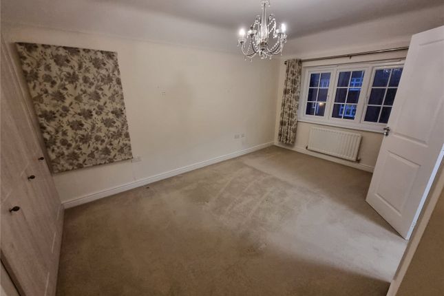 89, Miller Meadow, Telford photo 4