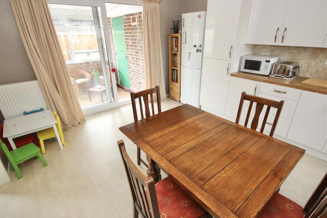 End terrace house for sale in Southmead, Chippenham