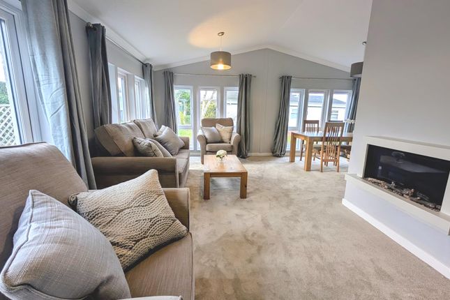2-bed caravan on 135, Foxhall Road, Ipswich, £200,000