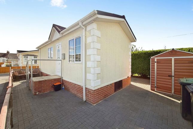 1-bed caravan on 34, Ambleside Park, Lincoln, £65,000