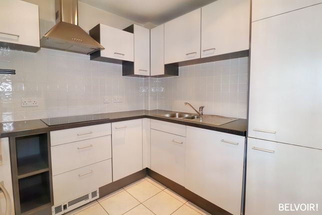 Flat for sale in Ferry Court, Cardiff Bay, Cardiff