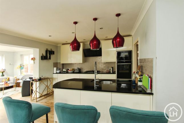 7, Argent Way, Sittingbourne photo 4