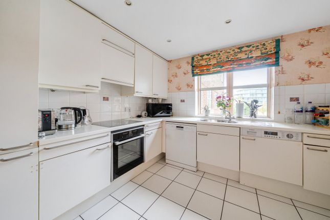 Flat 71, King Henrys Reach,, Manbre Road, London photo 3