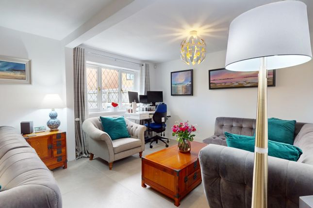 24, Briarmeadow Drive, Cardiff photo 3