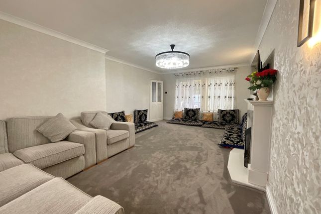 28, Spinney Brow, Preston photo 2