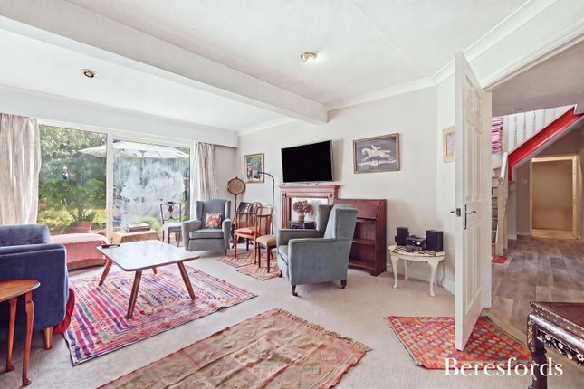 Deepdene,, Days Lane, Brentwood photo 4