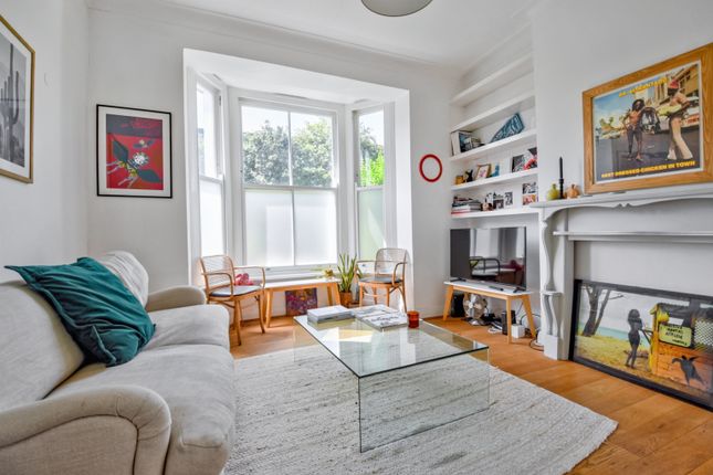112, Highgate Road, Kentish Town, London photo 2