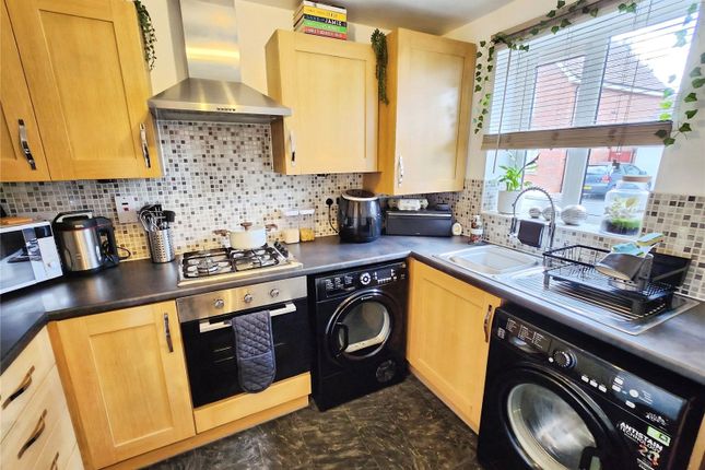 159, Borough Way, Warwickshire photo 3