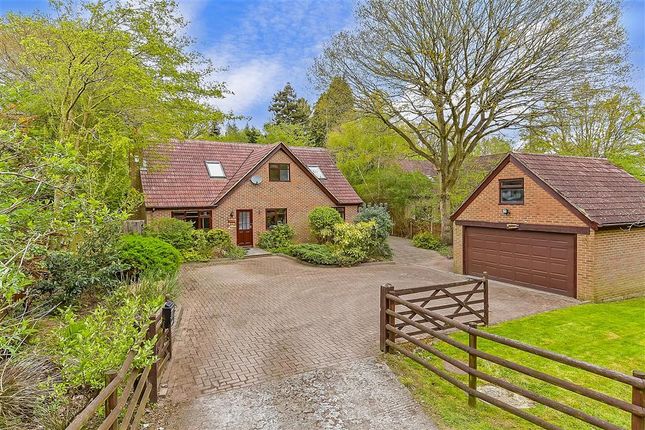 Thumbnail Detached house for sale in Meadow Lane, Culverstone, Meopham, Kent