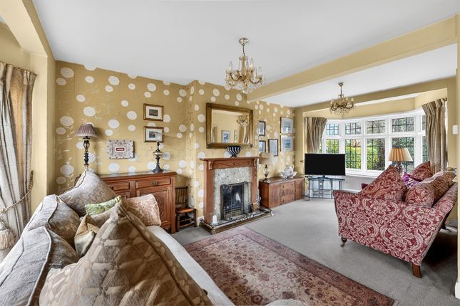 80, Wolsey Crescent, Morden photo 4
