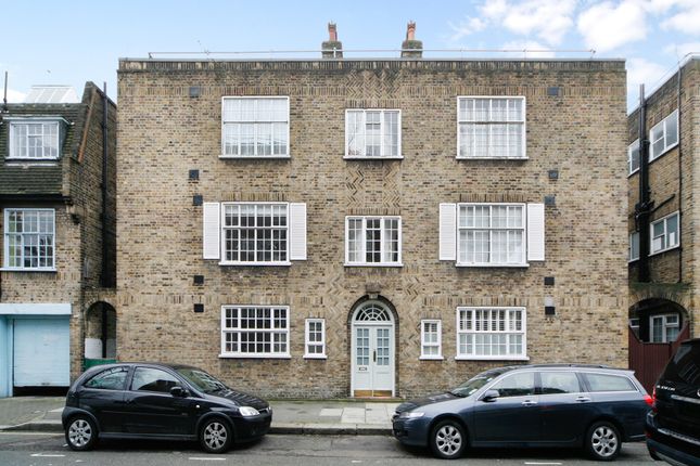 Flat for sale in East House, Rosemoor Street, Chelsea