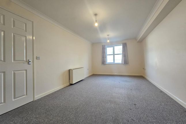 Thumbnail Flat to rent in Abbeygate Court, March