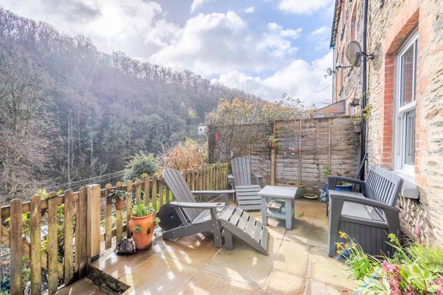 2 Woodland View, Lynton photo 3
