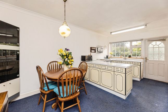 3, Stonegate Lane, Pontefract photo 4