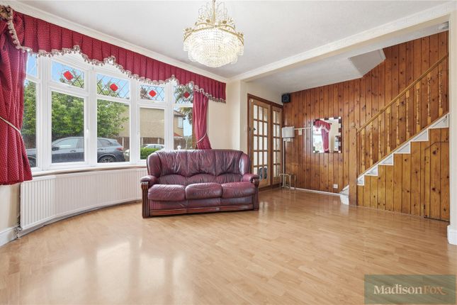5, Grenville Gardens, Woodford Green photo 4