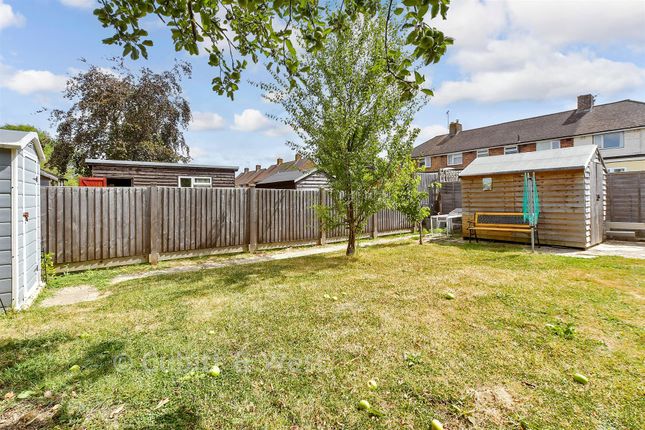 50B, Groomsland Drive, Billingshurst photo 3