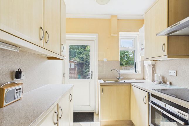 18 Georges Crescent, Warrington photo 4