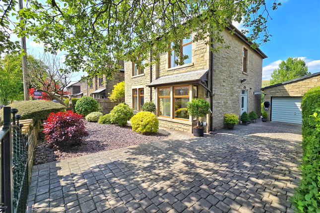 Front Garden &amp; Drive