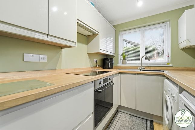 17, Cherry Tree Close, Wilmslow photo 4
