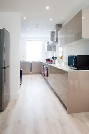 Room 9, 15, Hampshire Terrace, Portsmouth photo 4