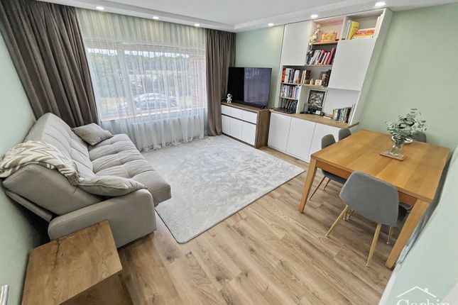 Farnham Road, Poole photo 3