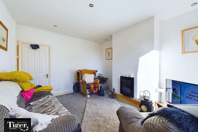 64a, Preston Old Road, Blackpool photo 3
