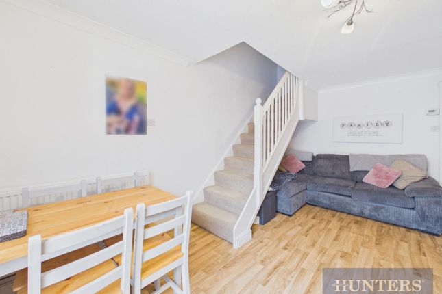 8, Stockshill, Scarborough photo 4
