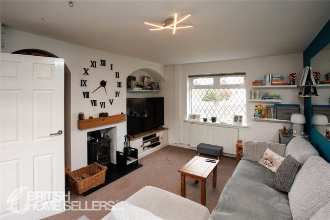 84, Holly Hill Road, Gloucestershire photo 2