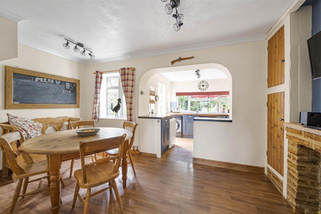 25, Seafield Close, Seaford photo 4