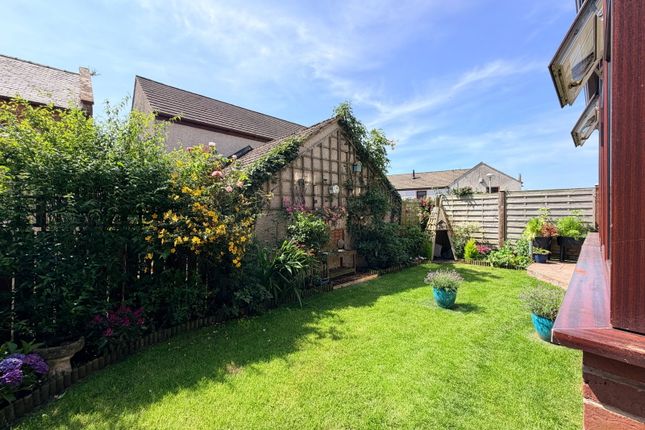Carricks Court,2, Brampton photo 3