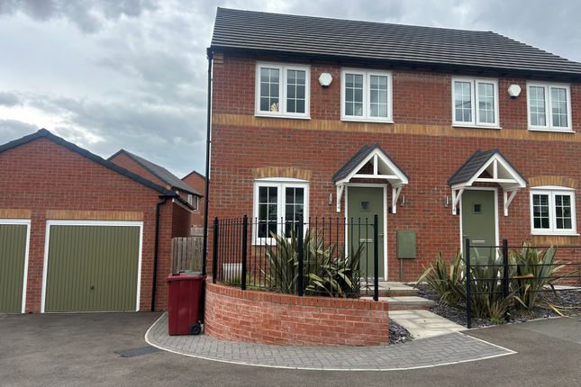 3-bed house on 4, Nottingham, £1,250/mo
