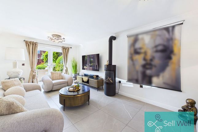 25, Spinners Drive, Manchester photo 4