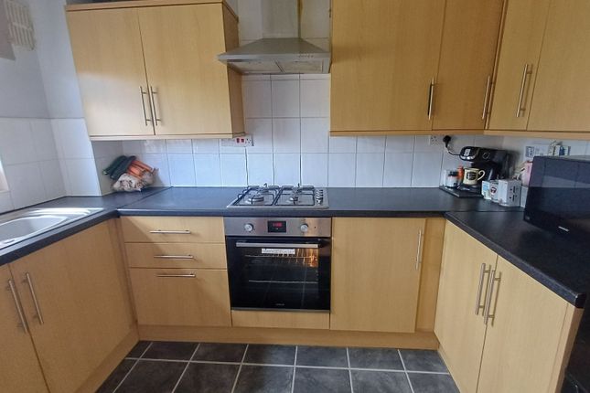 7, Vinten Close, Kent photo 2