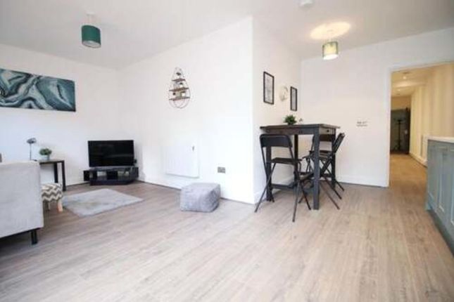 Flat to rent in North Rd, Cardiff
