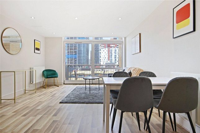 Thumbnail Flat to rent in Cassilis Road, Canary Wharf, London
