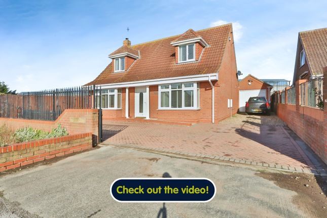 Thumbnail Detached house for sale in Ottringham Road, Keyingham, Hull