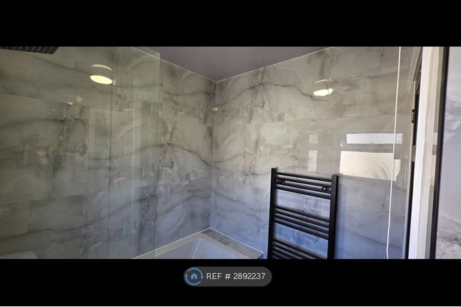 Northdale Crescent, Bradford photo 5