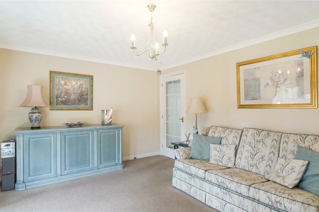 30, Cathkin Crescent, Glasgow photo 4