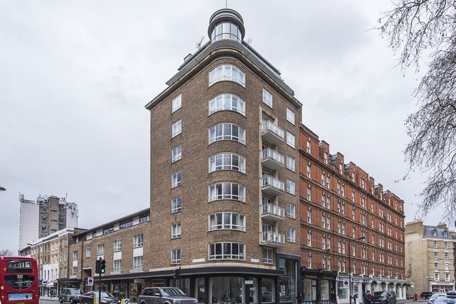 Flat to rent in Lower Sloane Street, London
